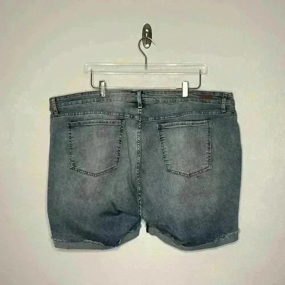 Kut From the Kloth Cuffed Distressed Denim Shorts 24W #66 - Picture 6 of 6